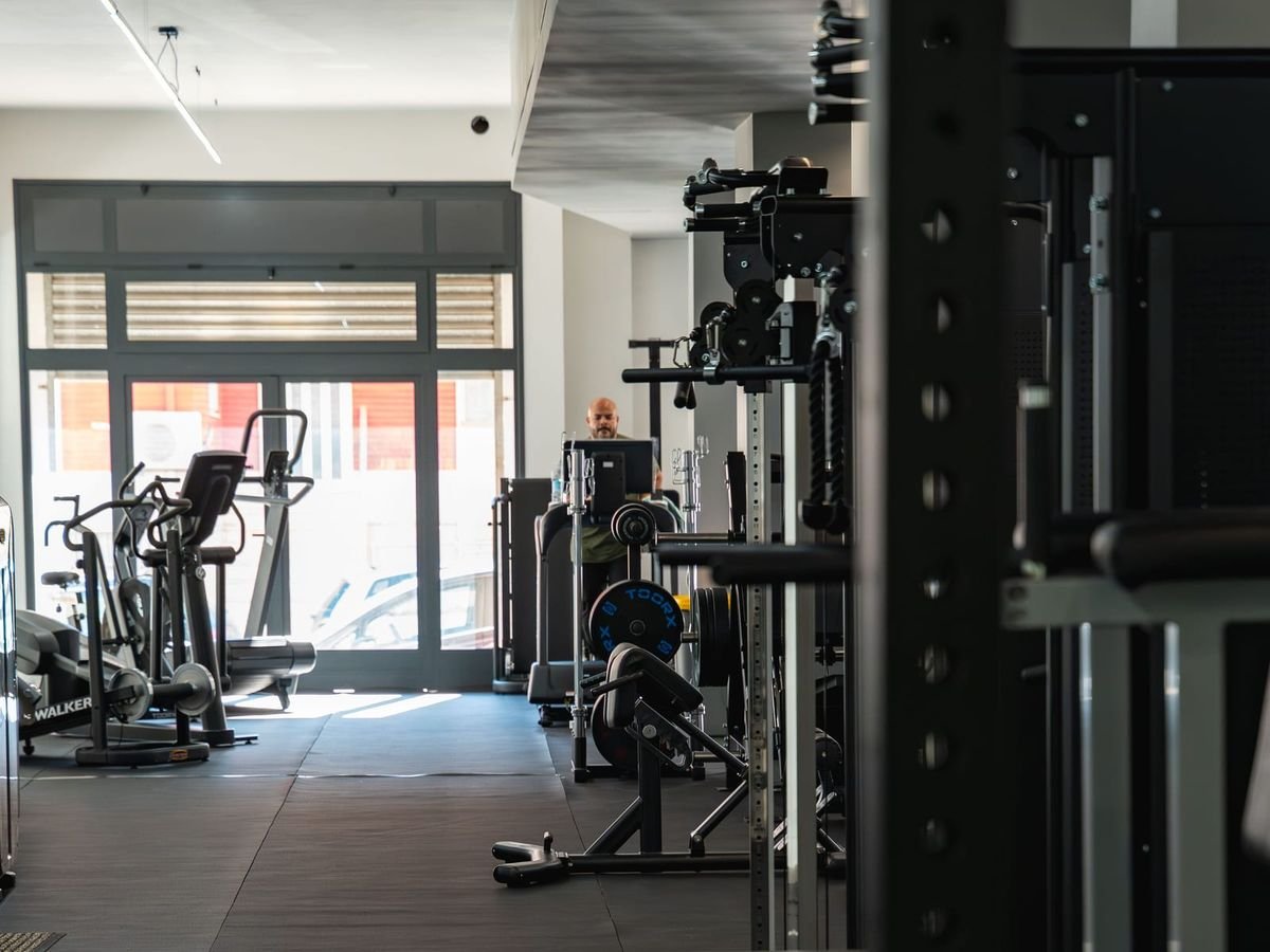 La sala attrezzi di Lucen Wellness a Pachino